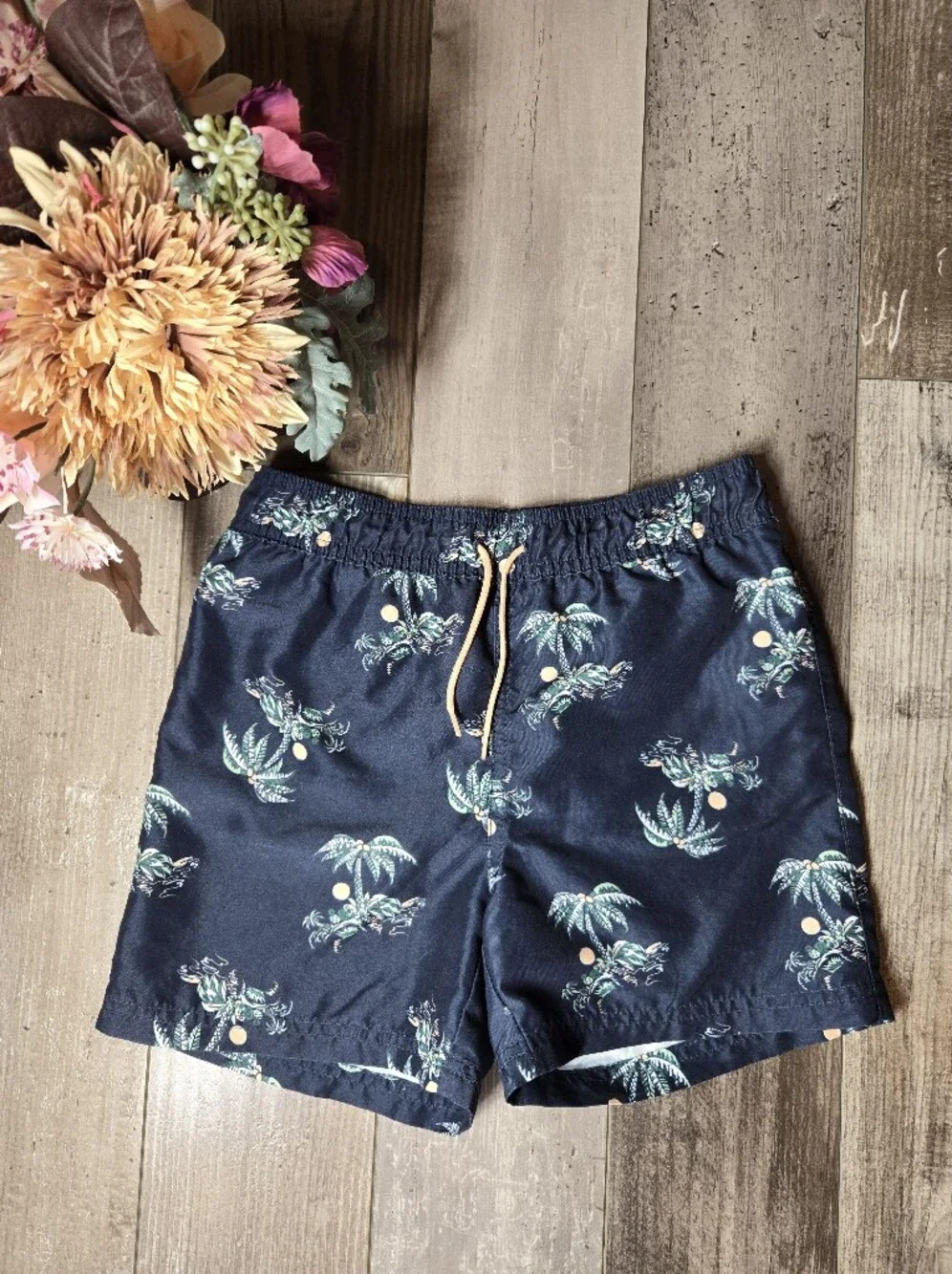 Janie & Jack Boys Navy Tropical Print Swim Shorts – Size 7